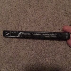 Younique moonstruck liquid eyeliner-perfect